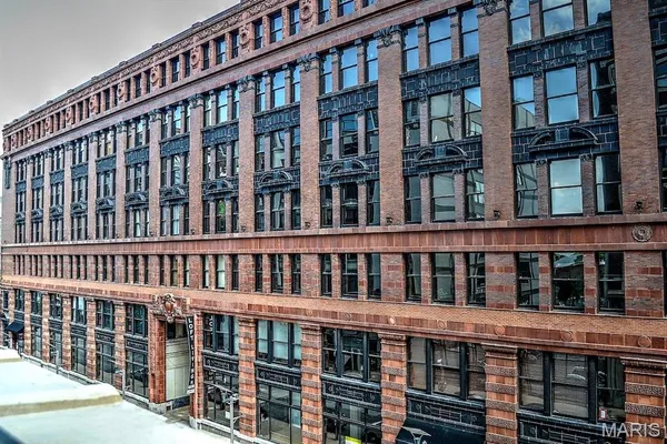 $1,400 | 1520 Washington Avenue, Unit 715, St. Louis, MO 63103