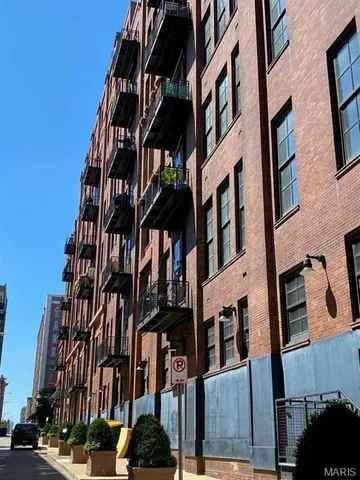 $1,500 | 1520 Washington Avenue, Unit 715, St. Louis, MO 63103