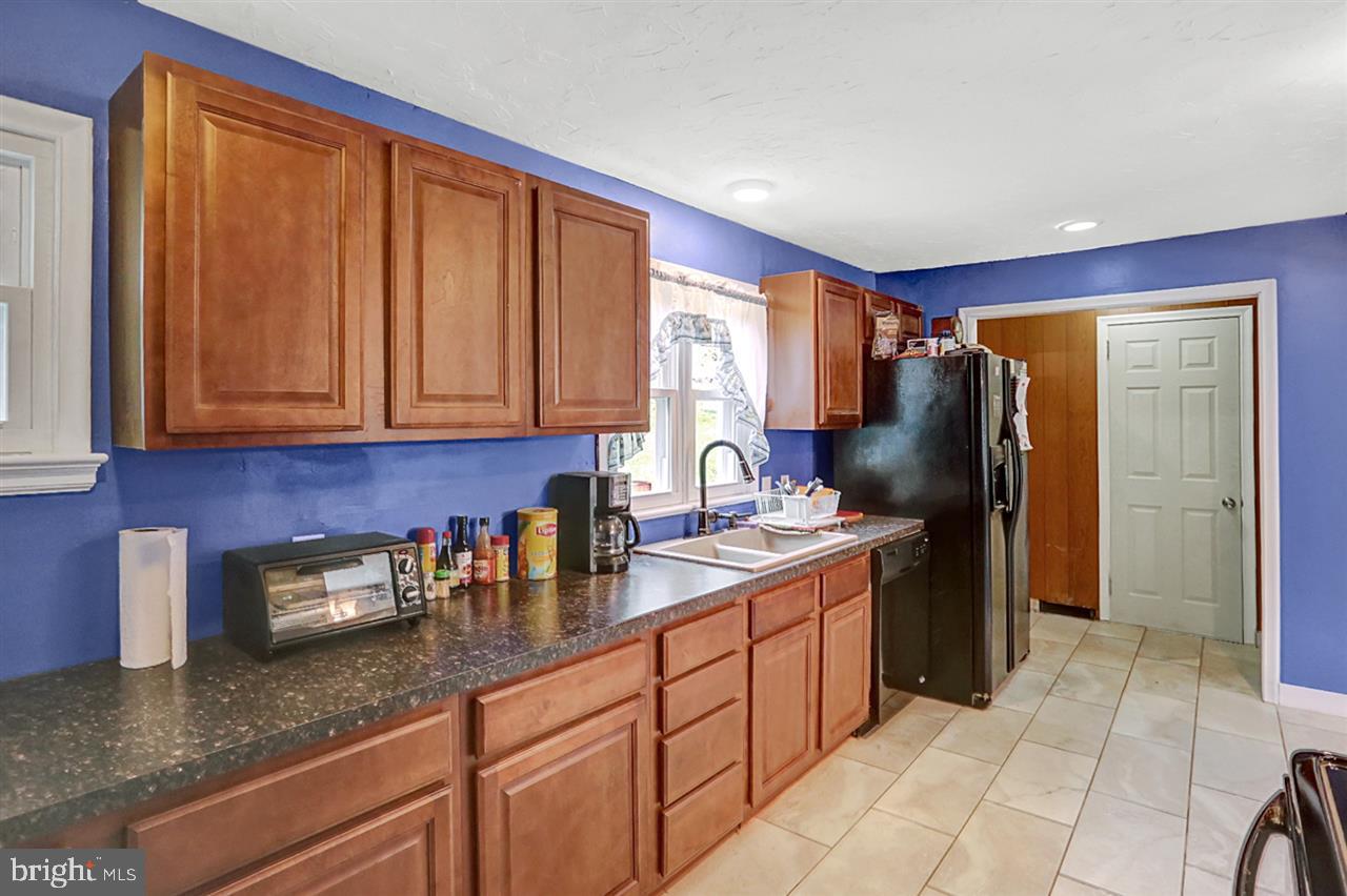 6550 Devonshire Heights Road Harrisburg, PA 17111 - Photo 11 of 22 Gallery Image 11