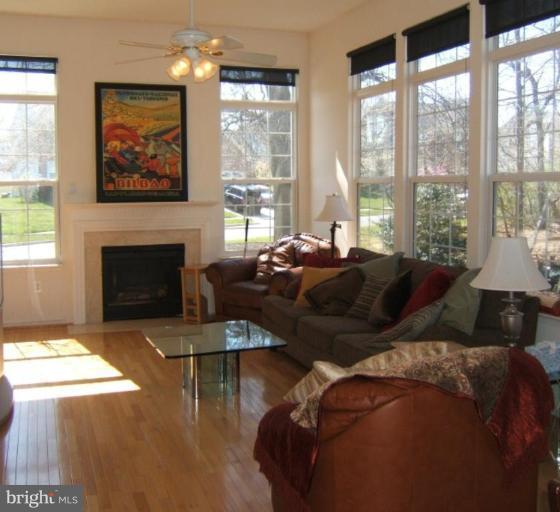 13601 Royal Court Laurel, MD 20708 - Photo 7 of 21 Family Room