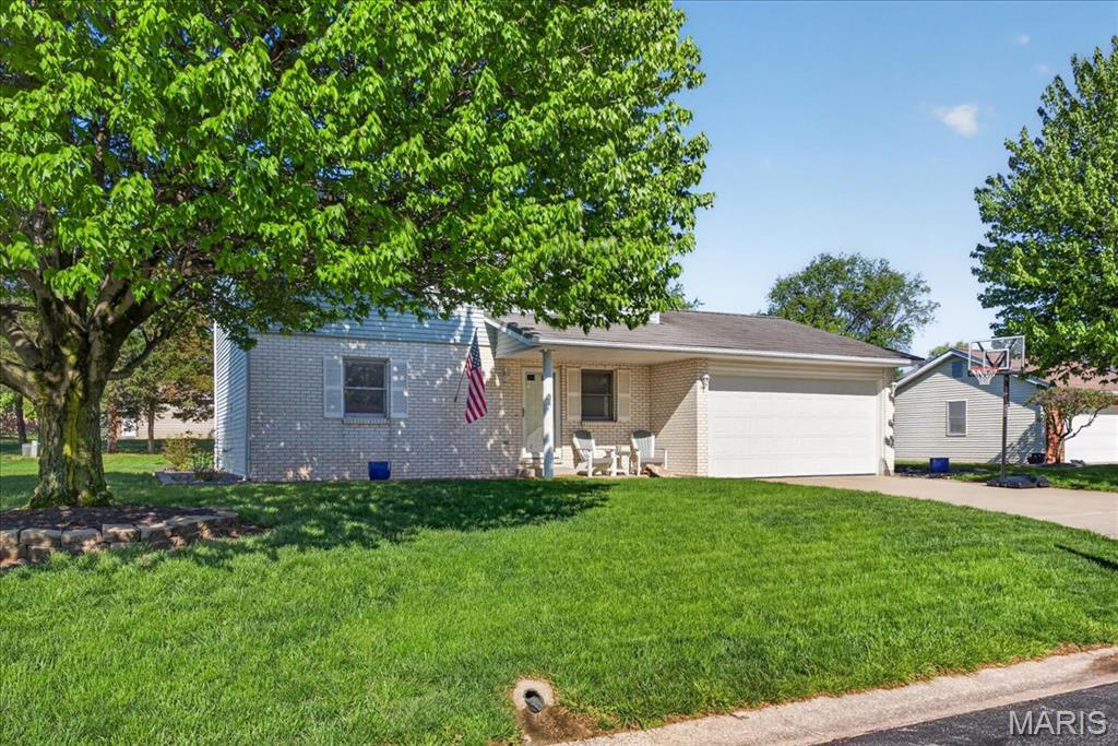 125 Roosevelt Drive Waterloo, IL 62298 - Photo 3 of 35