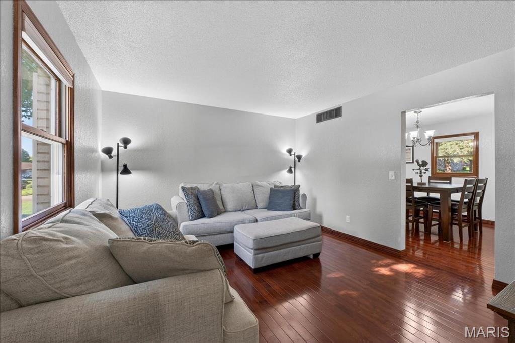 125 Roosevelt Drive Waterloo, IL 62298 - Photo 7 of 35