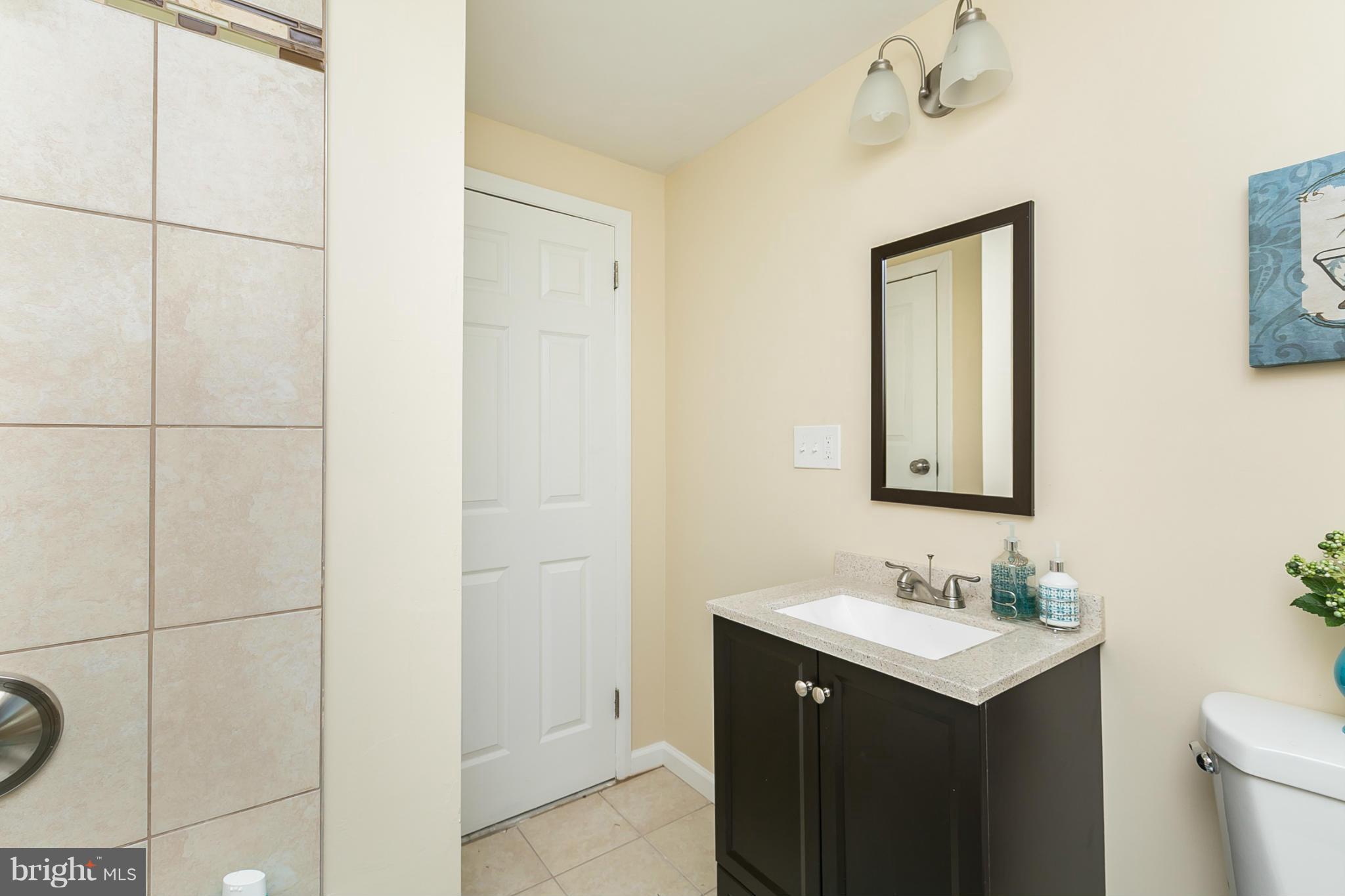 5617 Whitby Road Baltimore, MD 21206 - Photo 22 of 30 Bath