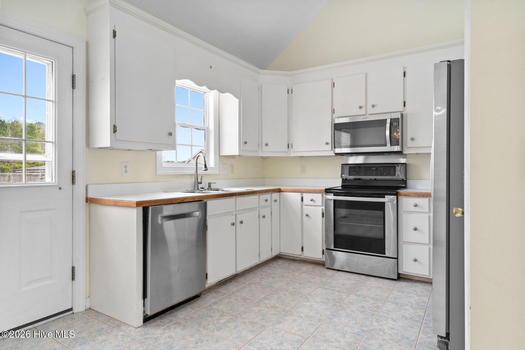 6574 Leigh Road Rocky Mount, NC 27803 - Photo 15 of 31 Eat-In Kitchen