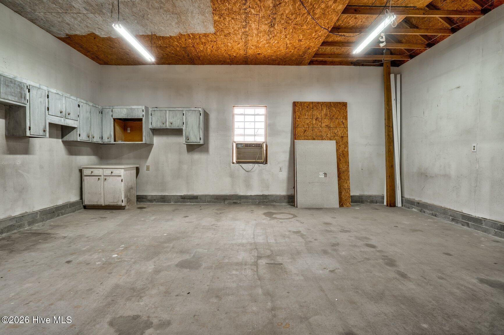 6574 Leigh Road Rocky Mount, NC 27803 - Photo 6 of 31 Detached Garage Interior