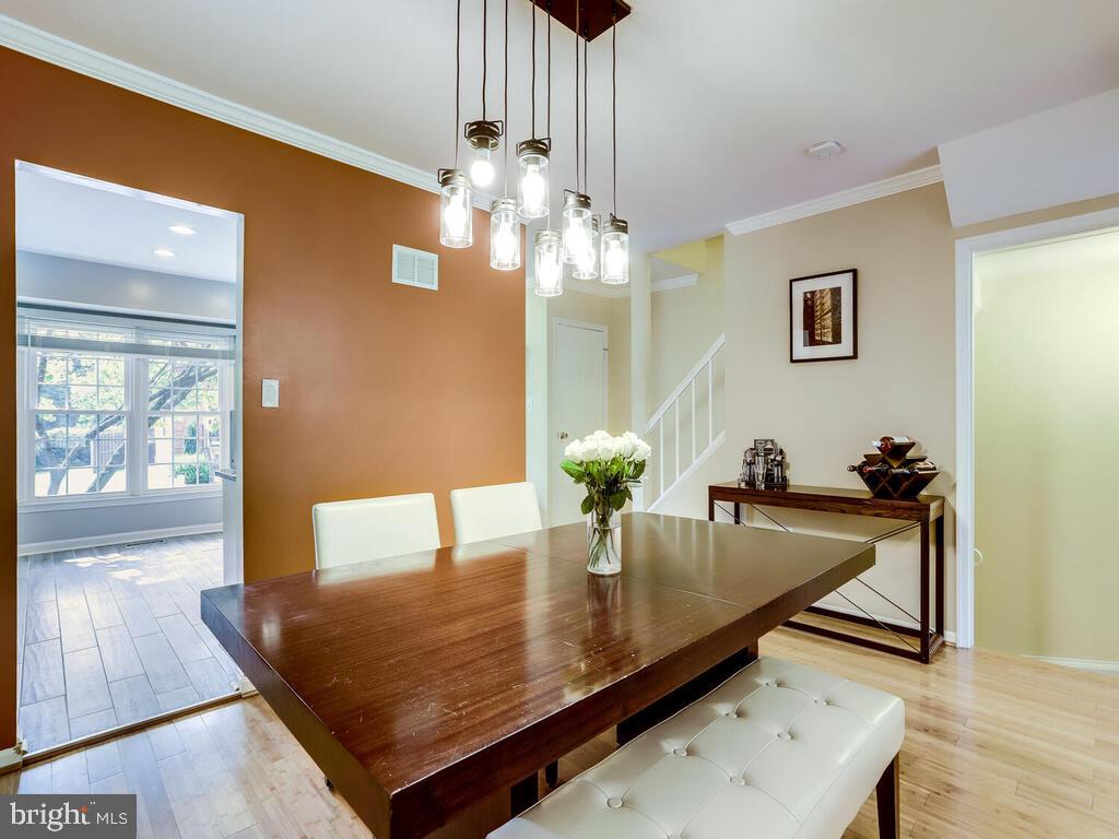 7418 Timberock Road Falls Church, VA 22043 - Photo 12 of 39 Gallery Image 12