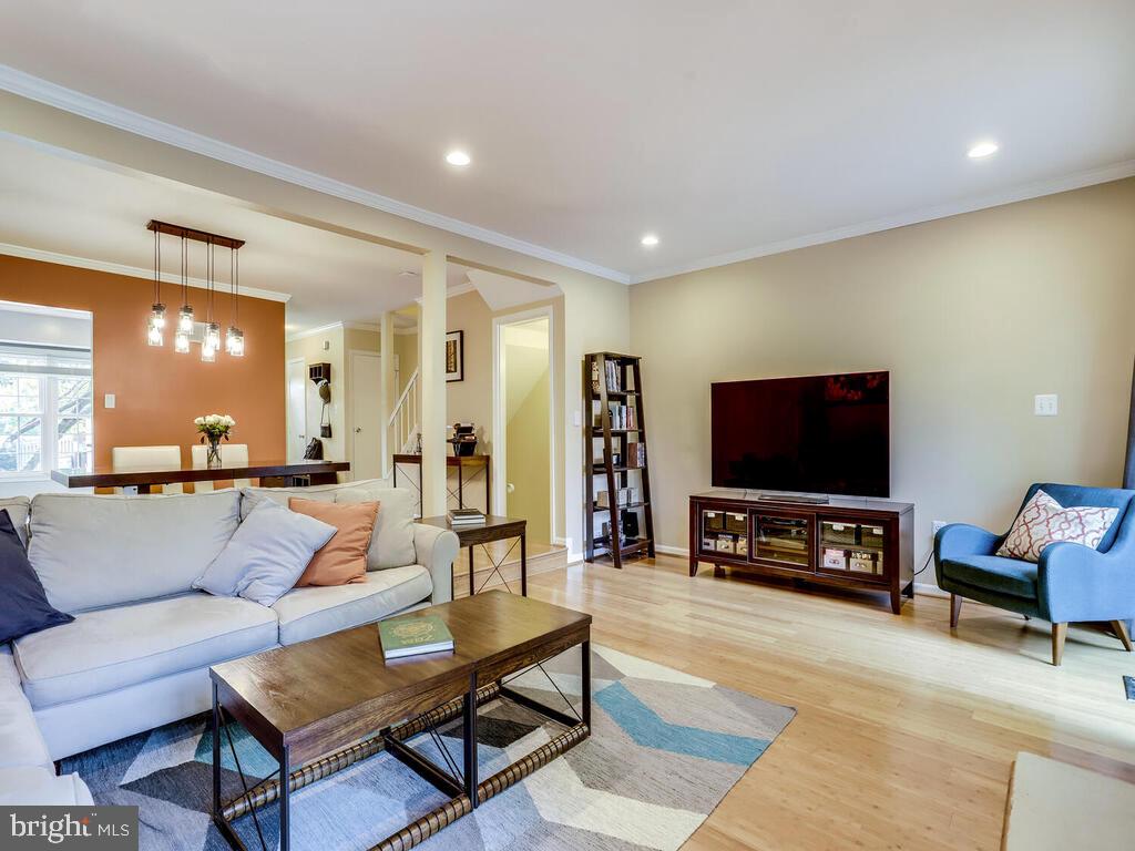 7418 Timberock Road Falls Church, VA 22043 - Photo 17 of 39 Gallery Image 17