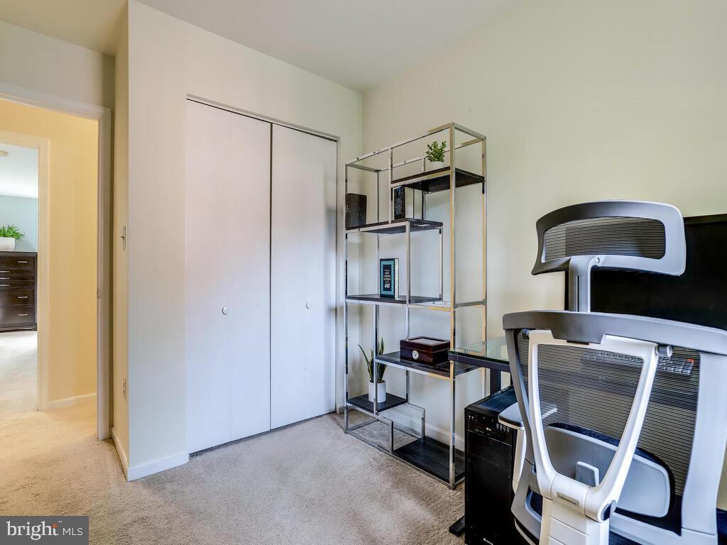 7418 Timberock Road Falls Church, VA 22043 - Photo 25 of 39 Gallery Image 25