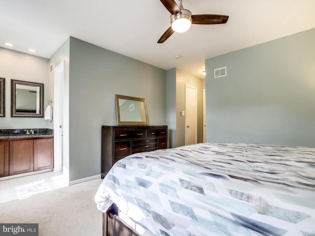 7418 Timberock Road Falls Church, VA 22043 - Photo 30 of 39 Gallery Image 30