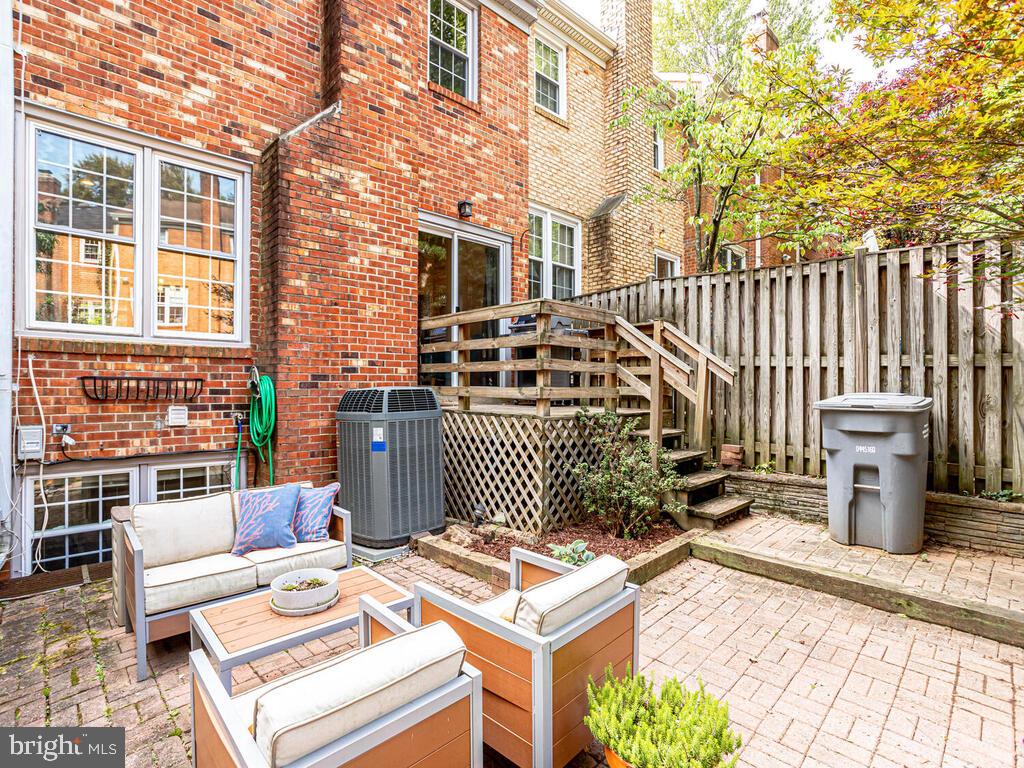 7418 Timberock Road Falls Church, VA 22043 - Photo 37 of 39 Gallery Image 37