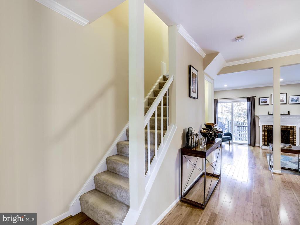 7418 Timberock Road Falls Church, VA 22043 - Photo 9 of 39 Gallery Image 9