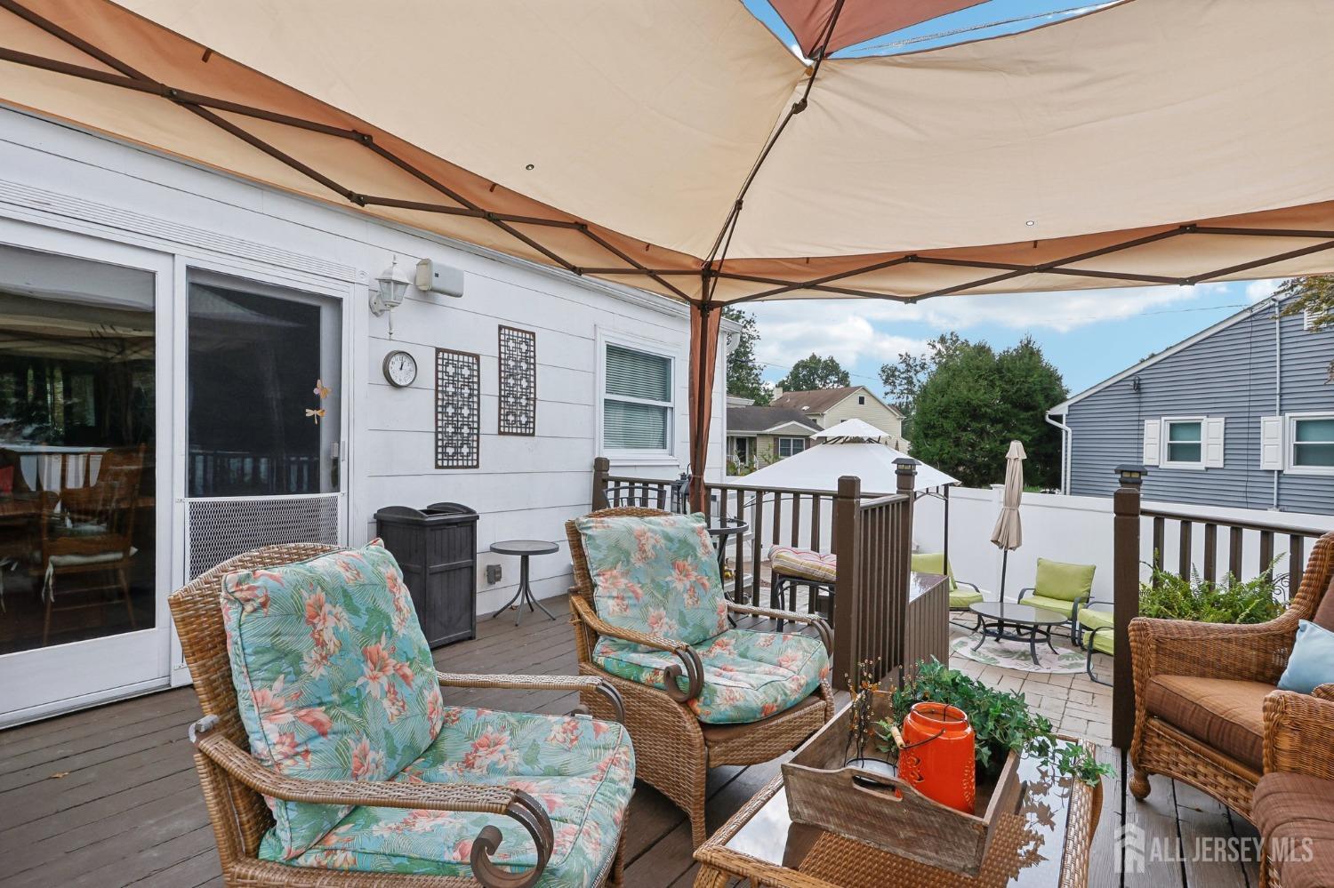 23 Brox Road Edison, NJ 08817 - Photo 25 of 33 a balcony with furniture and a couch