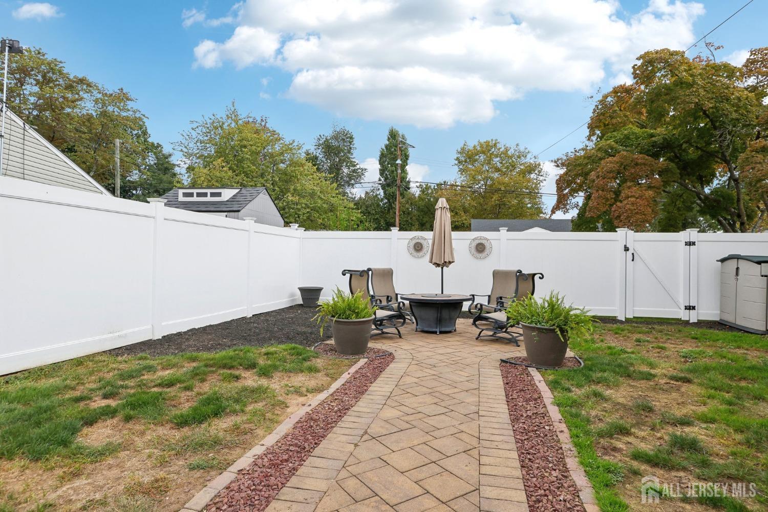 23 Brox Road Edison, NJ 08817 - Photo 26 of 33 a view of a terrace with sitting area