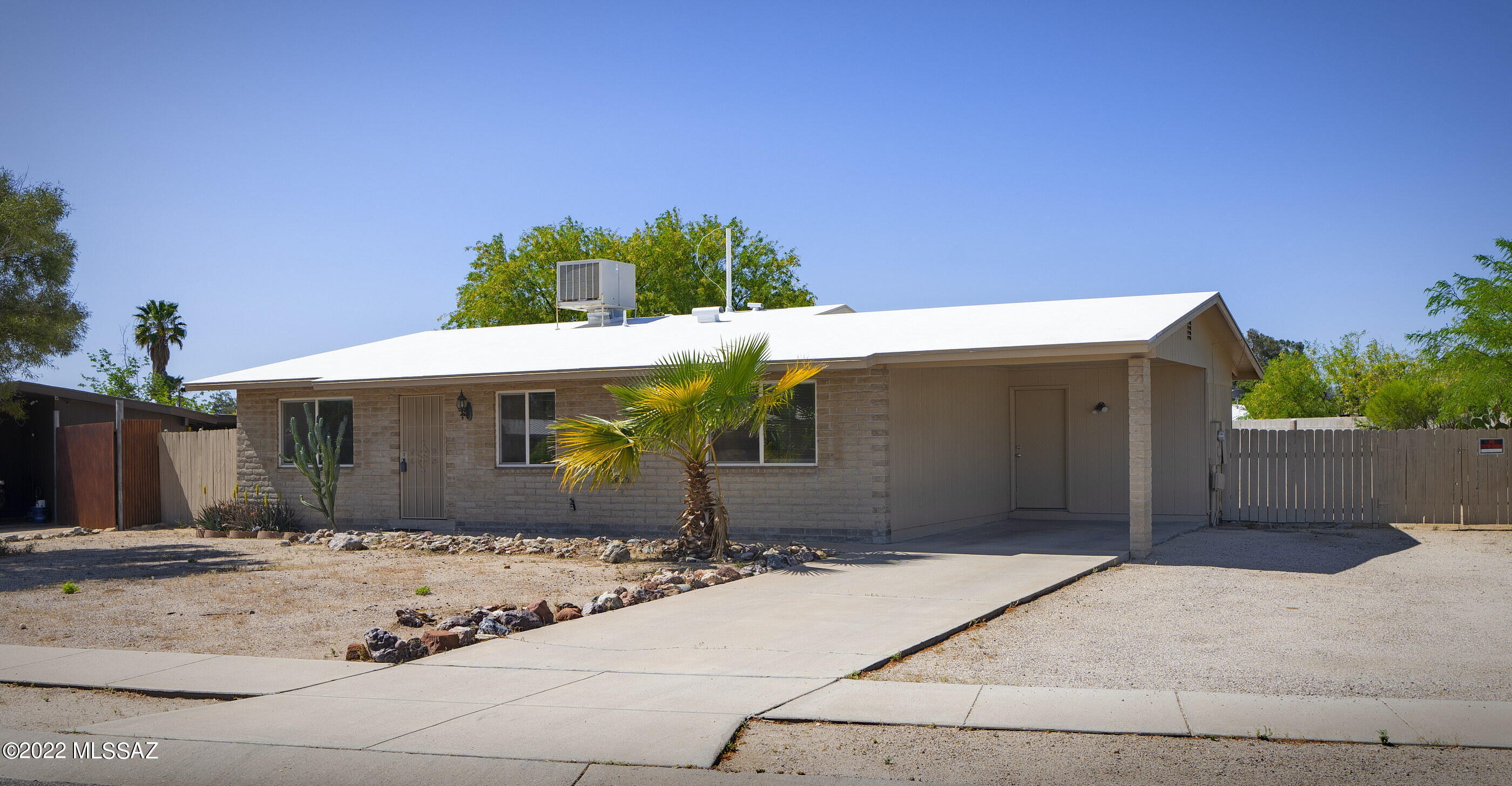 3131 West Massingale Road Tucson, AZ 85741 - Photo 1 of 24