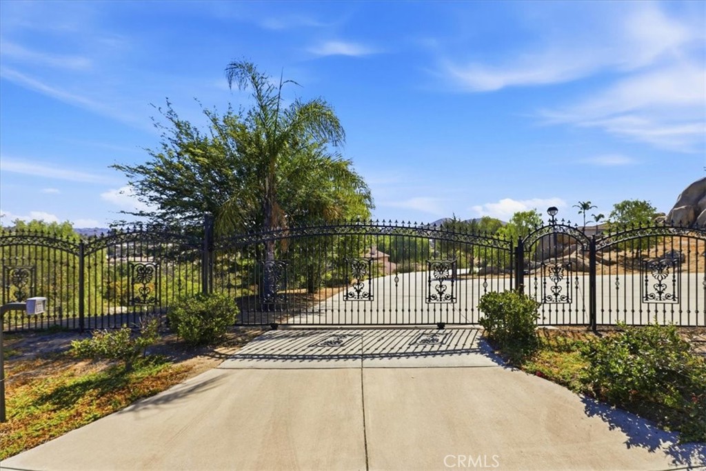 18902 Wildflower Way Riverside, CA 92504 - Photo 58 of 61 Gallery Image 58