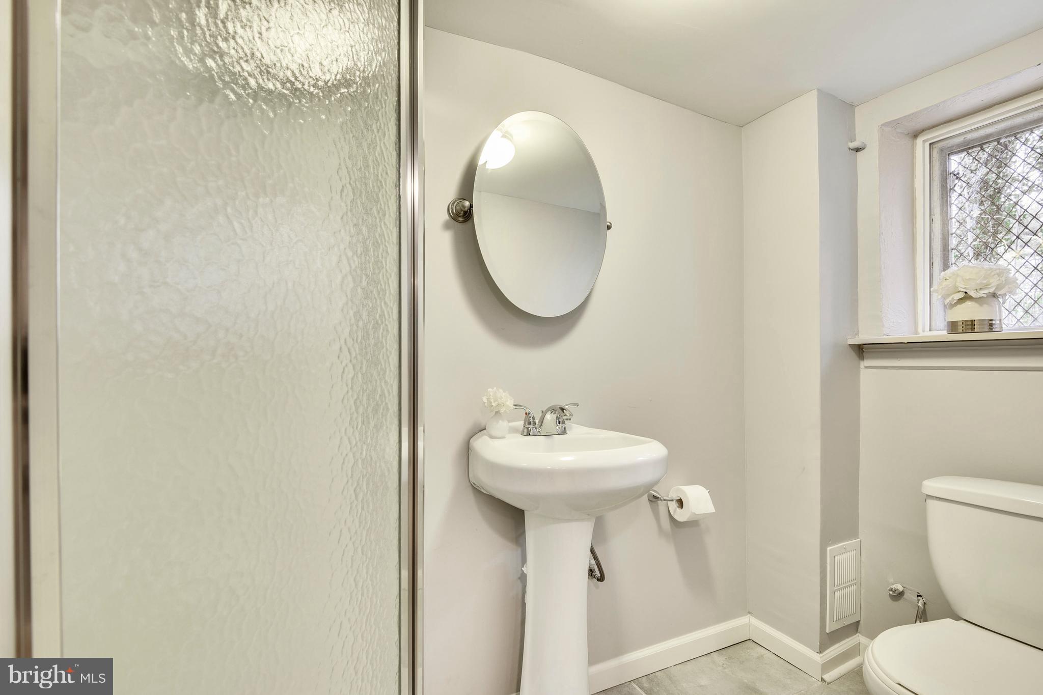 3907 Pinkney Road Baltimore, MD 21215 - Photo 24 of 28 Lower Level Full Bath