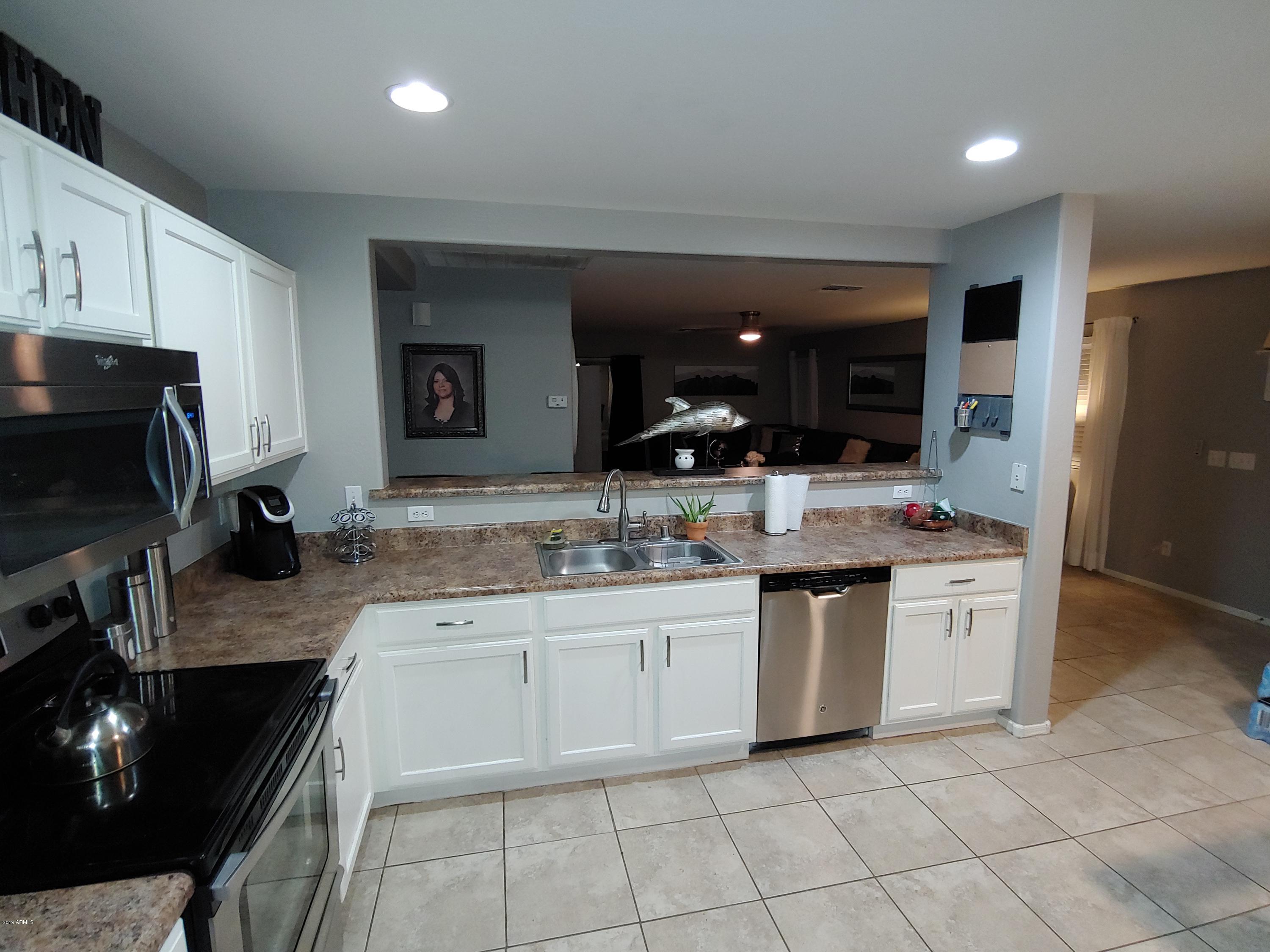 16259 West Redfield Road Surprise, AZ 85379 - Photo 7 of 20 20191107_184111
