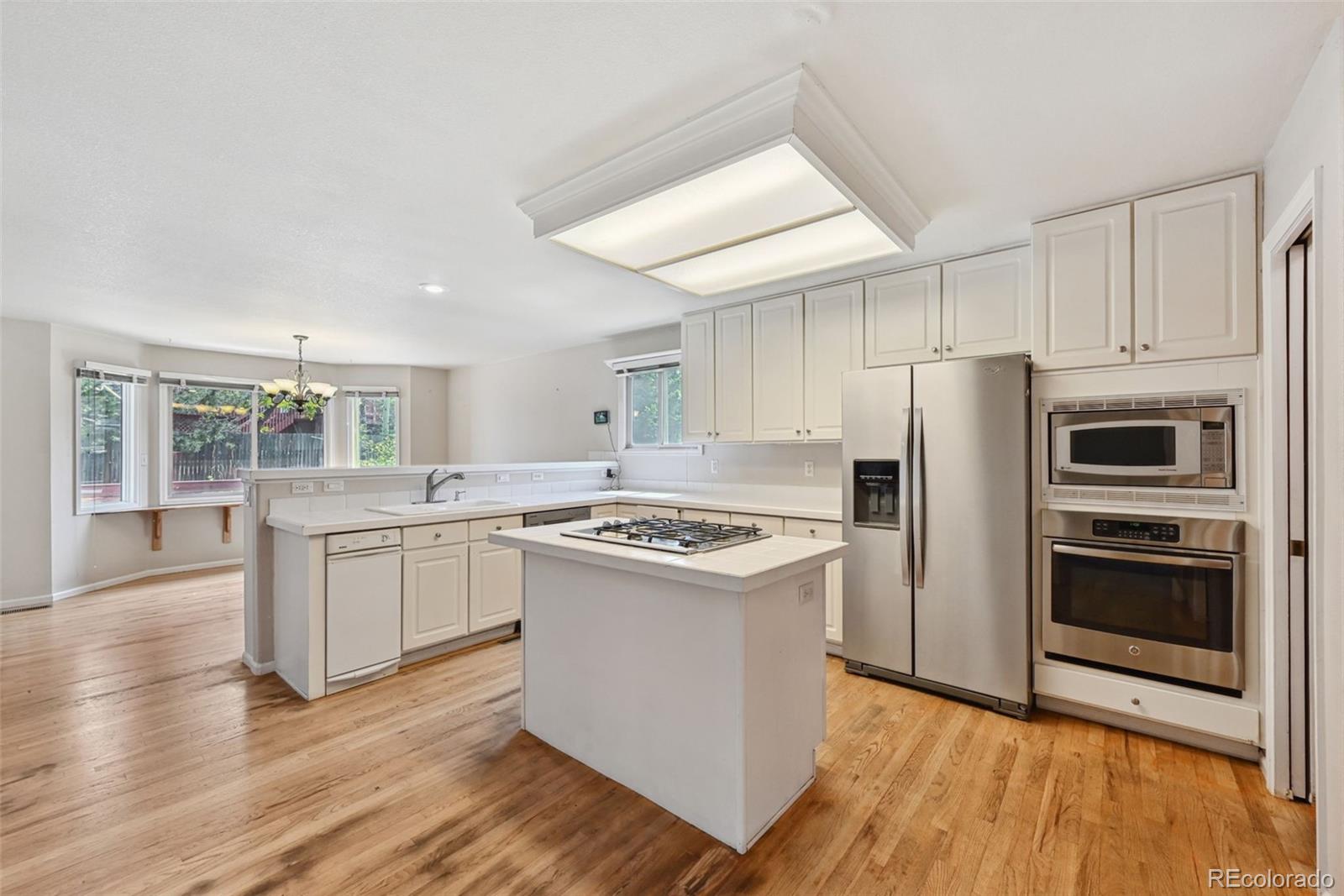 19195 East Prentice Circle Centennial, CO 80015 - Photo 8 of 26