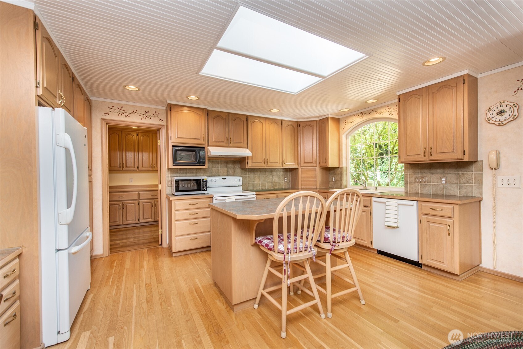 541 Grandview Drive Sequim, WA 98382 - Photo 16 of 40