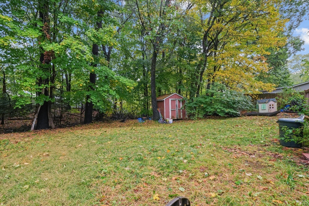 18 Larch Road Georgetown, MA 01833 - Photo 31 of 33 Gallery Image 31