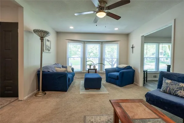 $360,000 | Grant Court, Independence, MO 64055