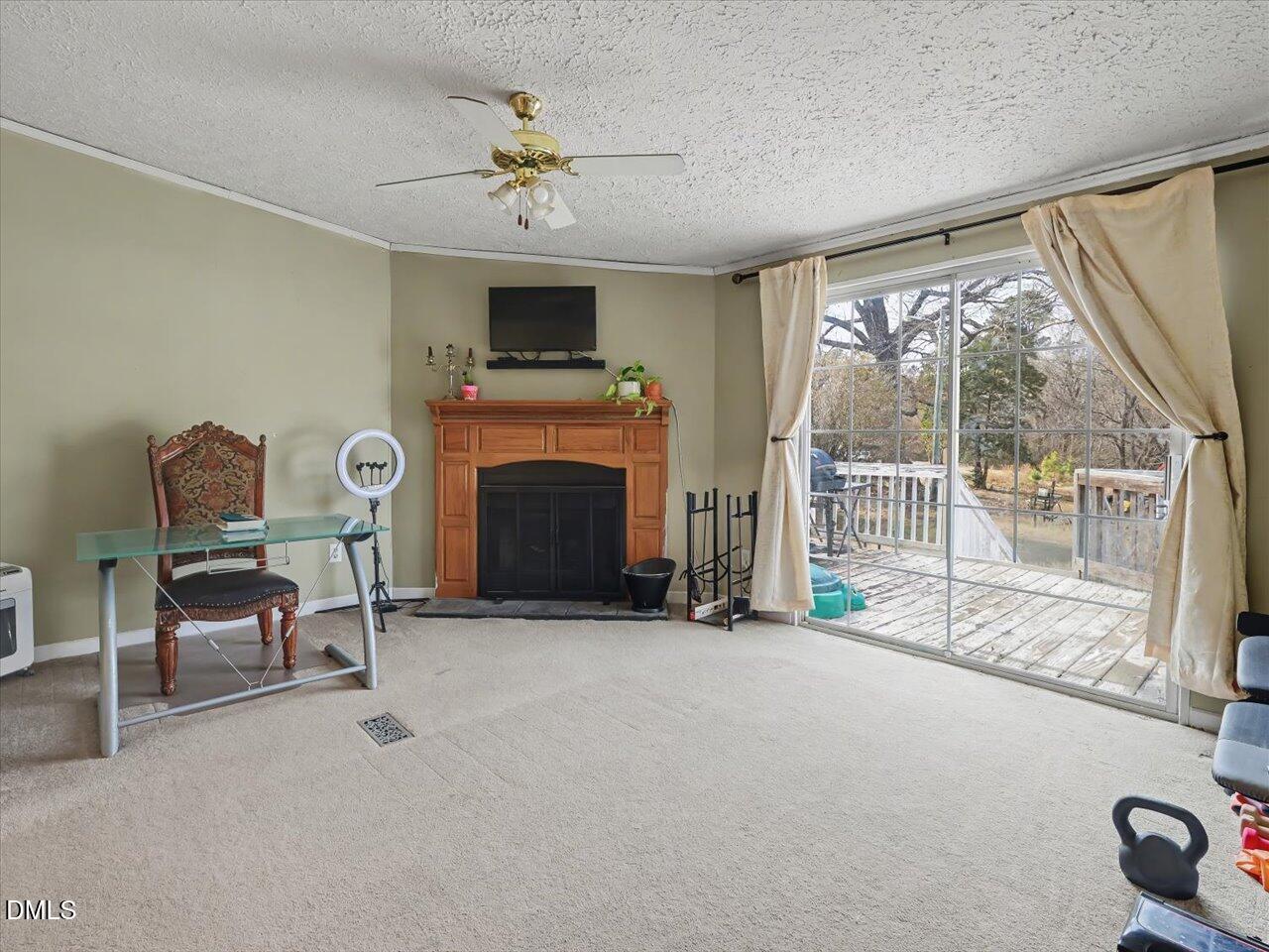523 County Line Road Manson, NC 27553 - Photo 15 of 42 22-Family Room
