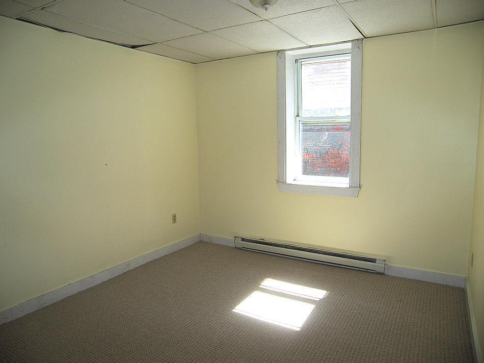 150 Centre Street Bath, ME 04530 - Photo 14 of 19 Apartment 1 - 2nd bedroom