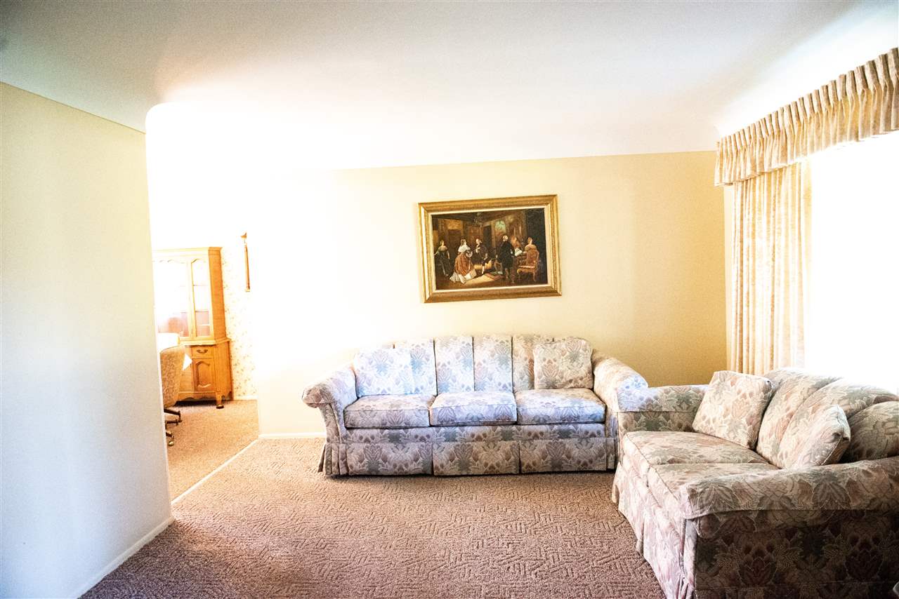 5053 East Mt Morris Road Mount Morris, MI 48458 - Photo 19 of 68 livingroom