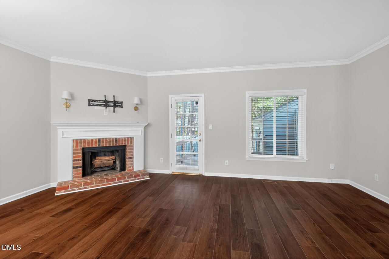 926 Albany Court Raleigh, NC 27615 - Photo 5 of 25 07