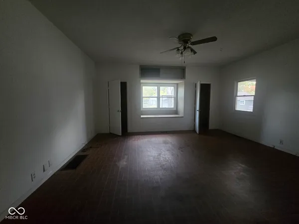 $89,900 | 2228 South 8th Street, Terre Haute, IN 47802