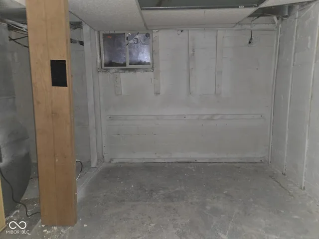 $100,000 | 2228 South 8th Street, Terre Haute, IN 47802