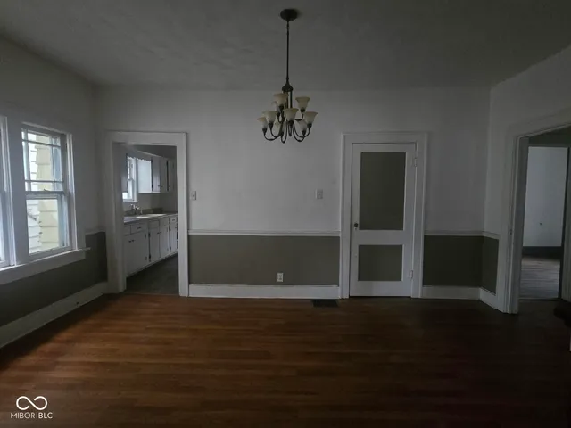 $100,000 | 2228 South 8th Street, Terre Haute, IN 47802