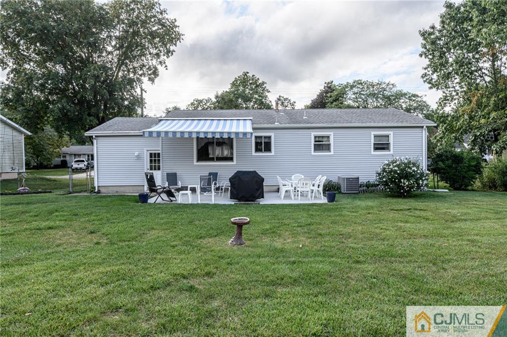 25 Drexel Drive Jackson, NJ 08527 - Photo 30 of 34 a front view of house with yard and green space