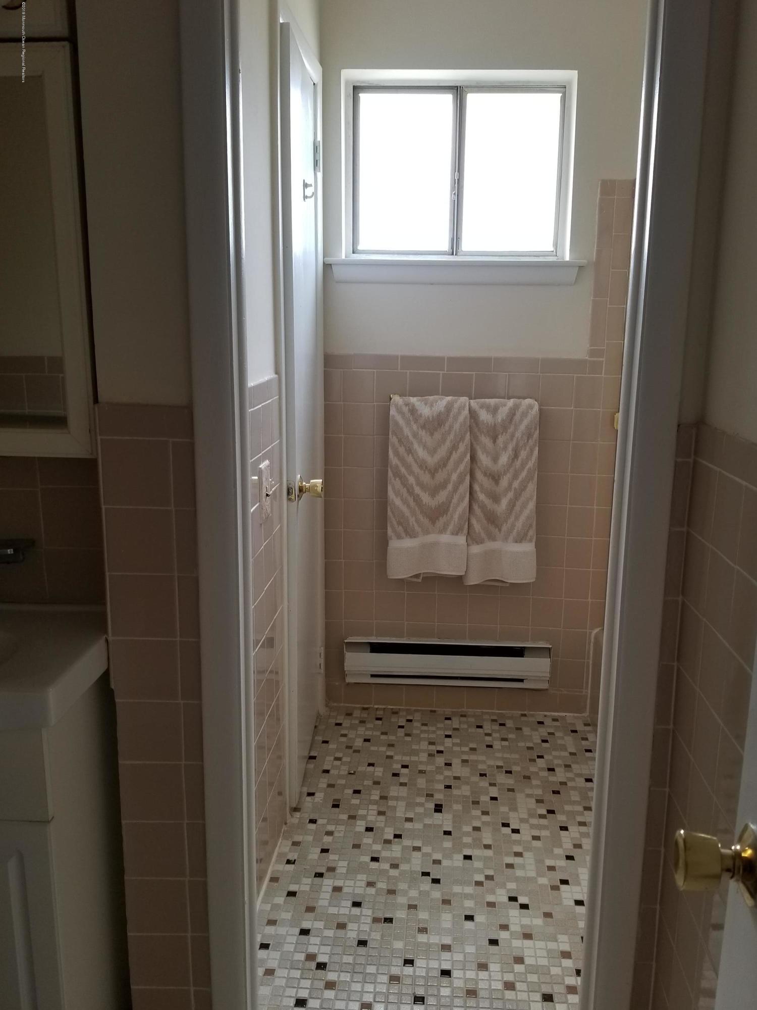 41 Constitution Boulevard Whiting, NJ 08759 - Photo 15 of 25 20190314_120650 (1)