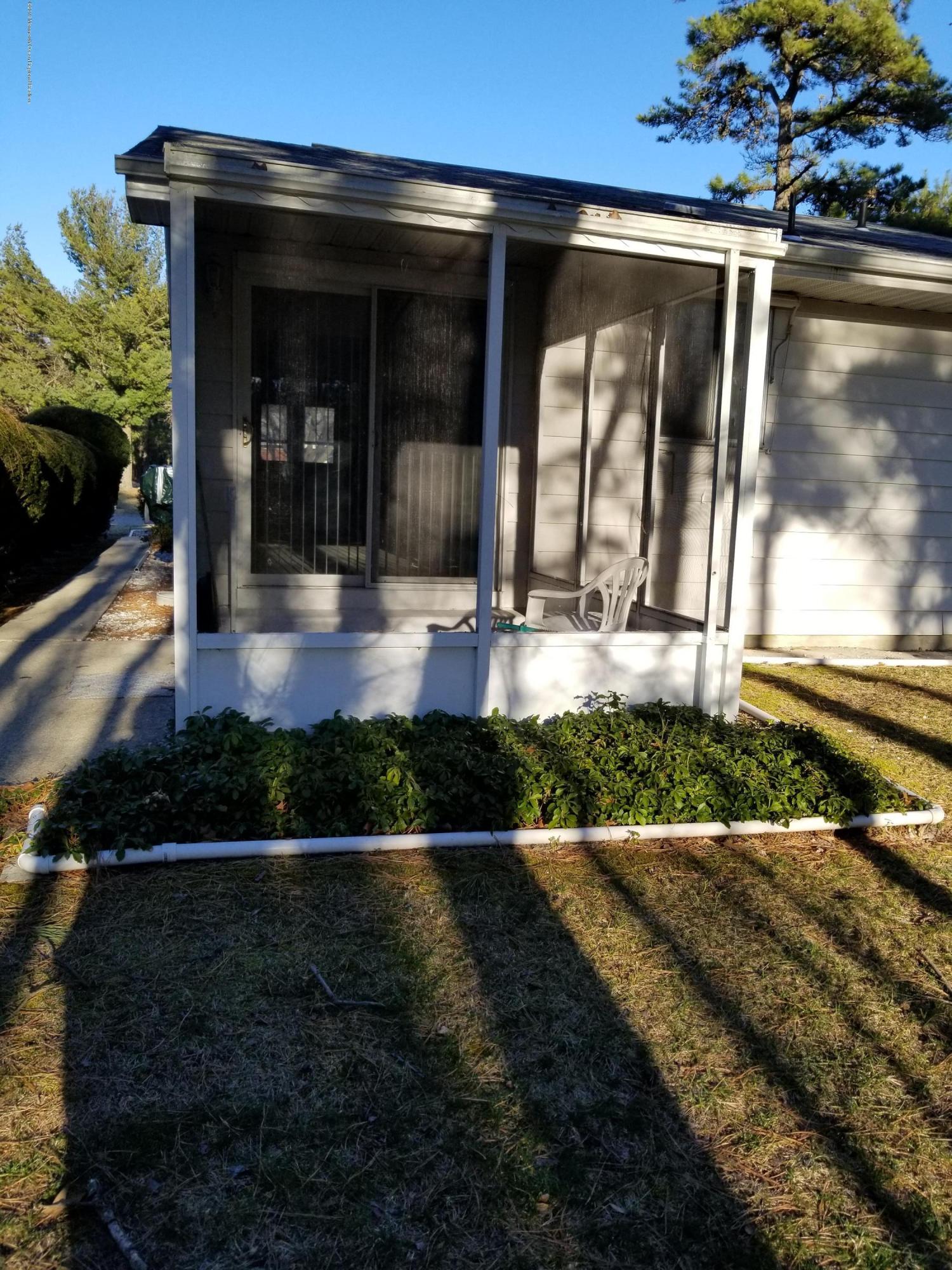 41 Constitution Boulevard Whiting, NJ 08759 - Photo 19 of 25 20190323_180305