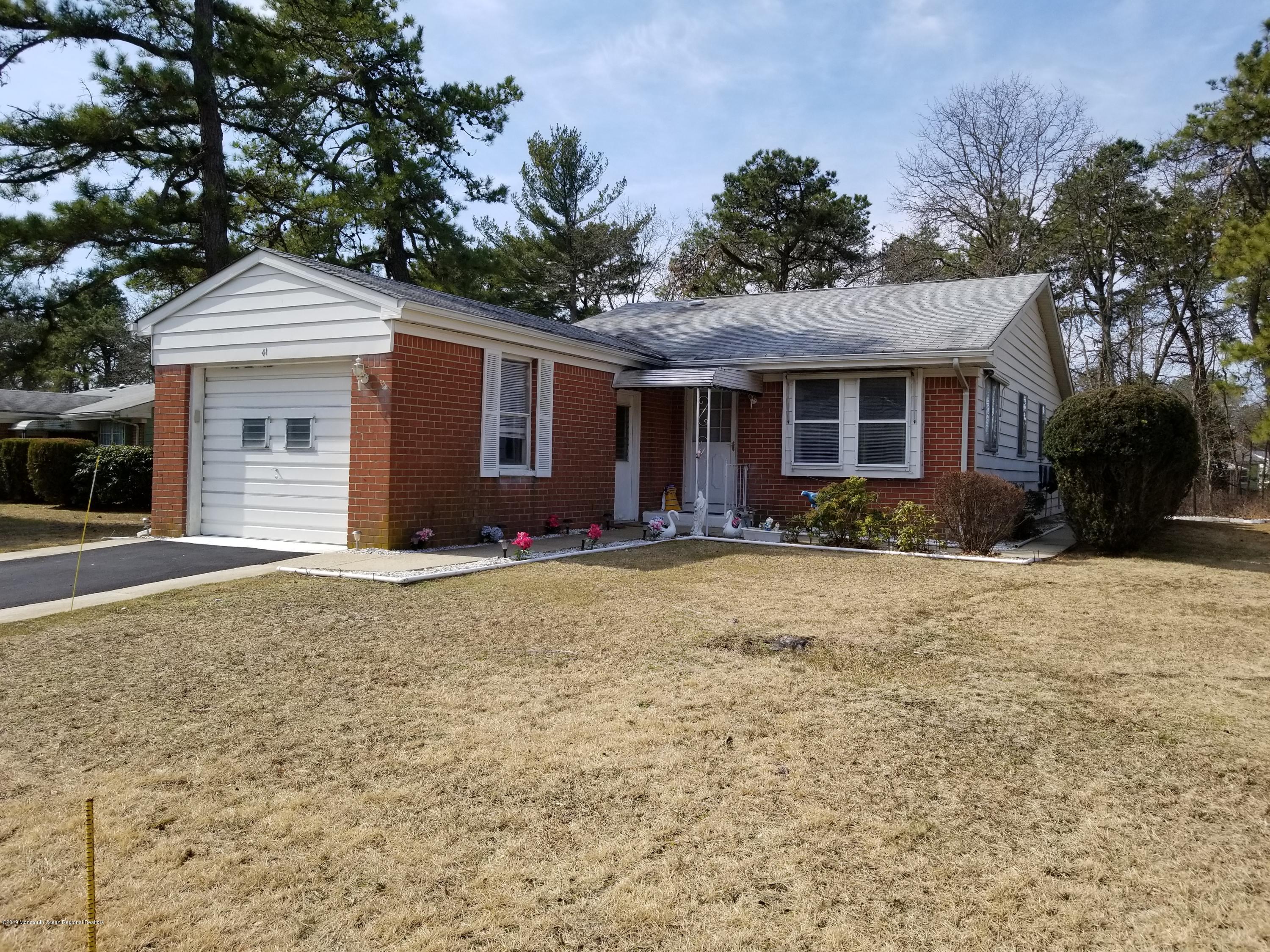 41 Constitution Boulevard Whiting, NJ 08759 - Photo 2 of 25 20190314_120101