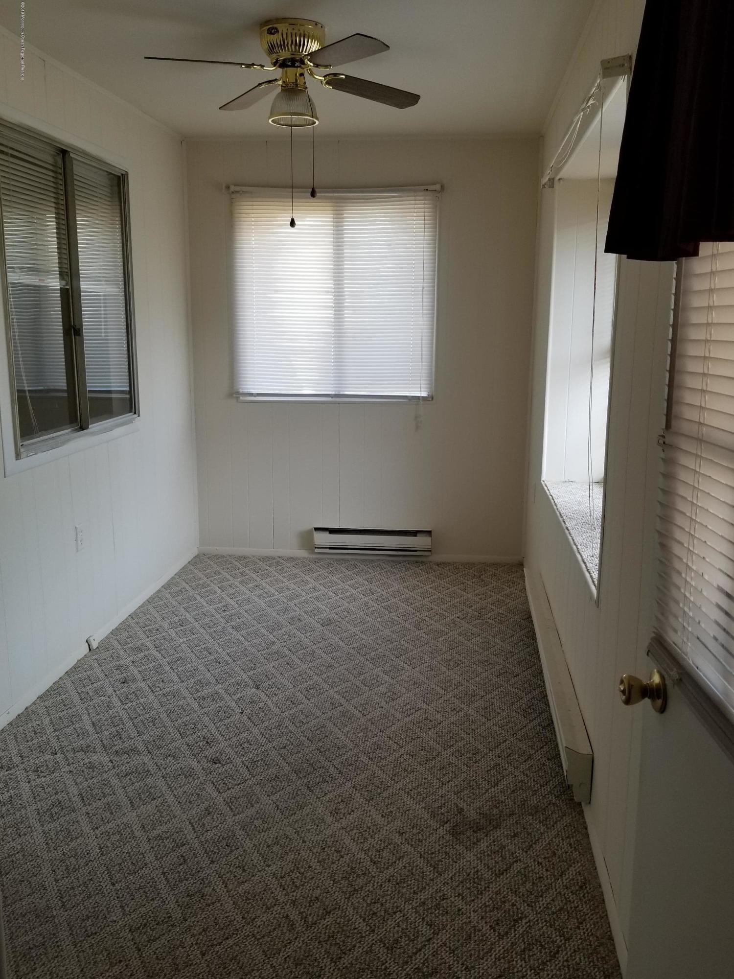 41 Constitution Boulevard Whiting, NJ 08759 - Photo 5 of 25 20190314_121047