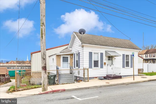$270,000 | 54 Winter Street, Hagerstown, MD 21740