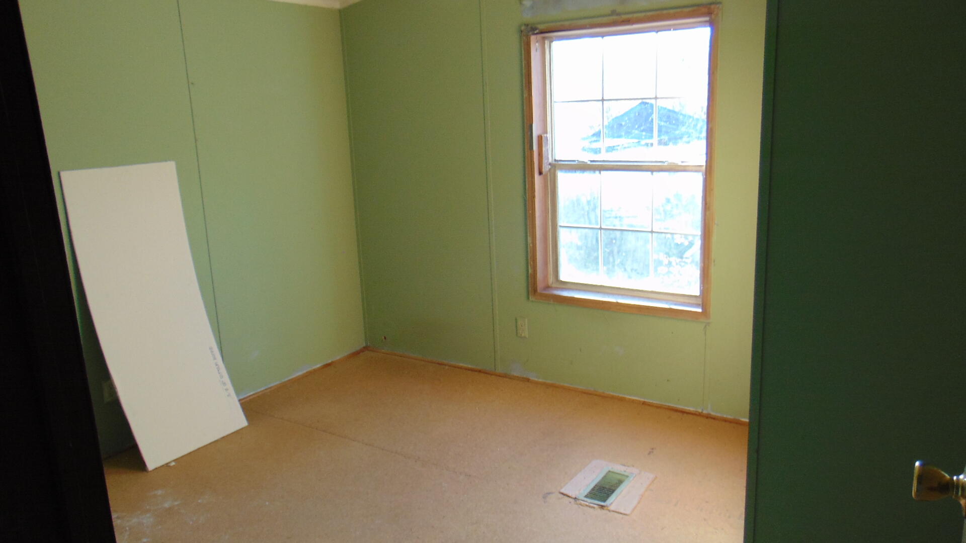 891 Main Road Burlington, ME 04417 - Photo 8 of 21 DSC05114
