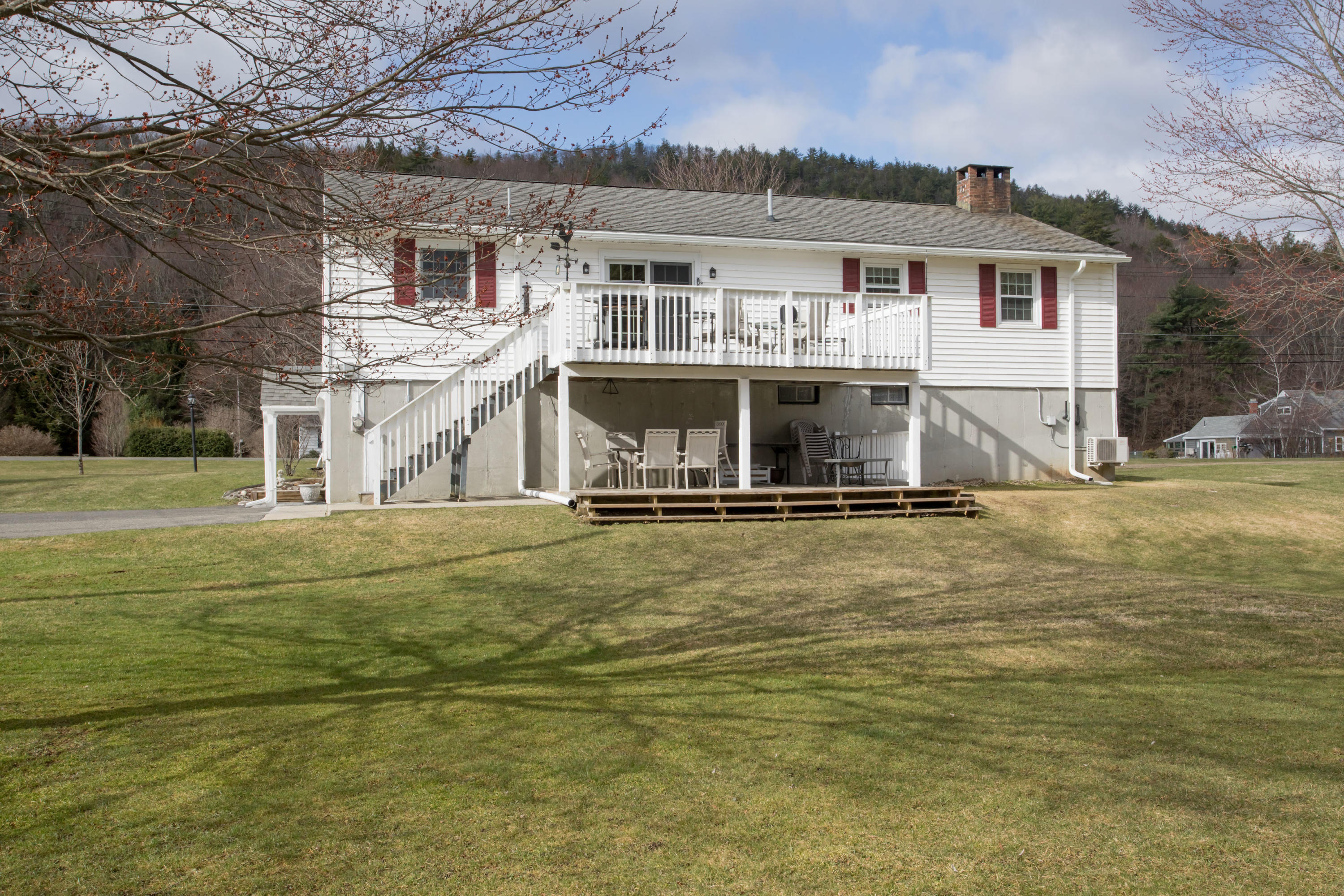 325 State Road Great Barrington, MA 01230 - Photo 5 of 28 325StateRd.8