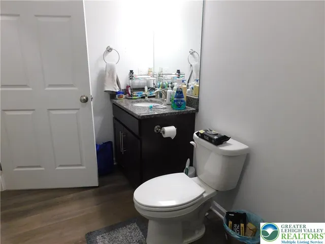 $2,350 | 1047 Cetronia Road, Unit 3, Breinigsville, PA 18031