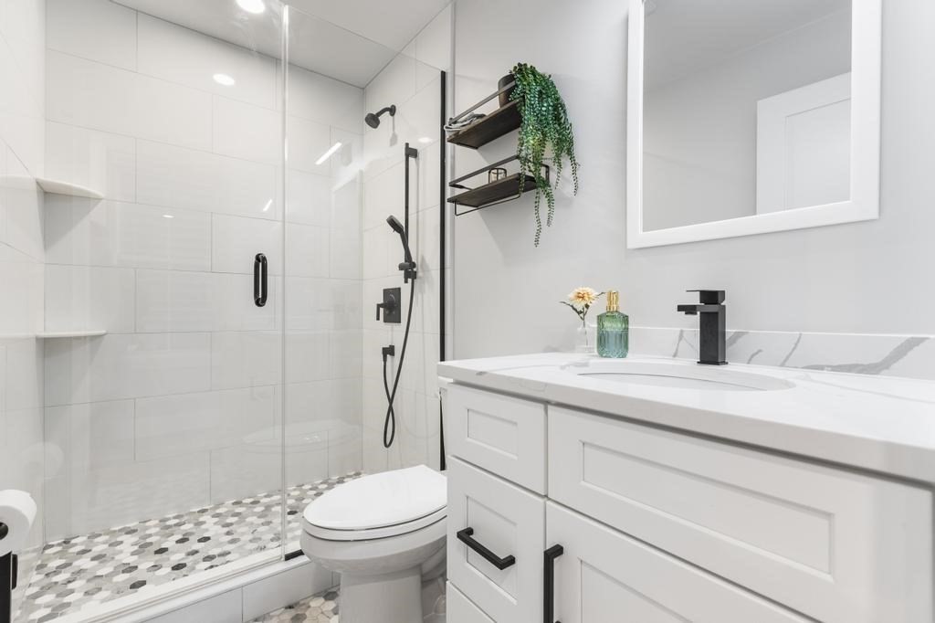 176 West Seventh Street, Unit 2 Boston, MA 02127 - Photo 17 of 22