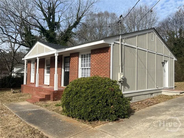 $1,800 | 1695 East Broad Street, Athens, GA 30601