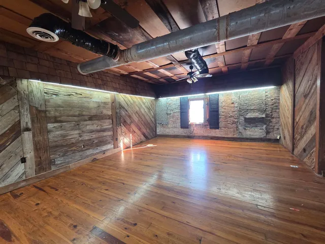 $1,000 | 129 South Jefferson Street, Perry, FL 32347