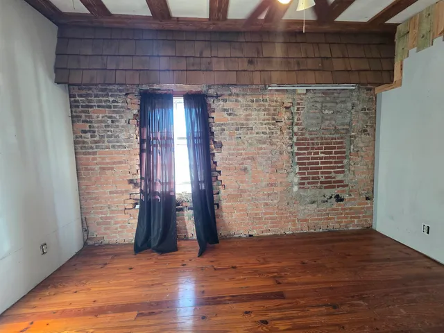 $1,000 | 129 South Jefferson Street, Perry, FL 32347