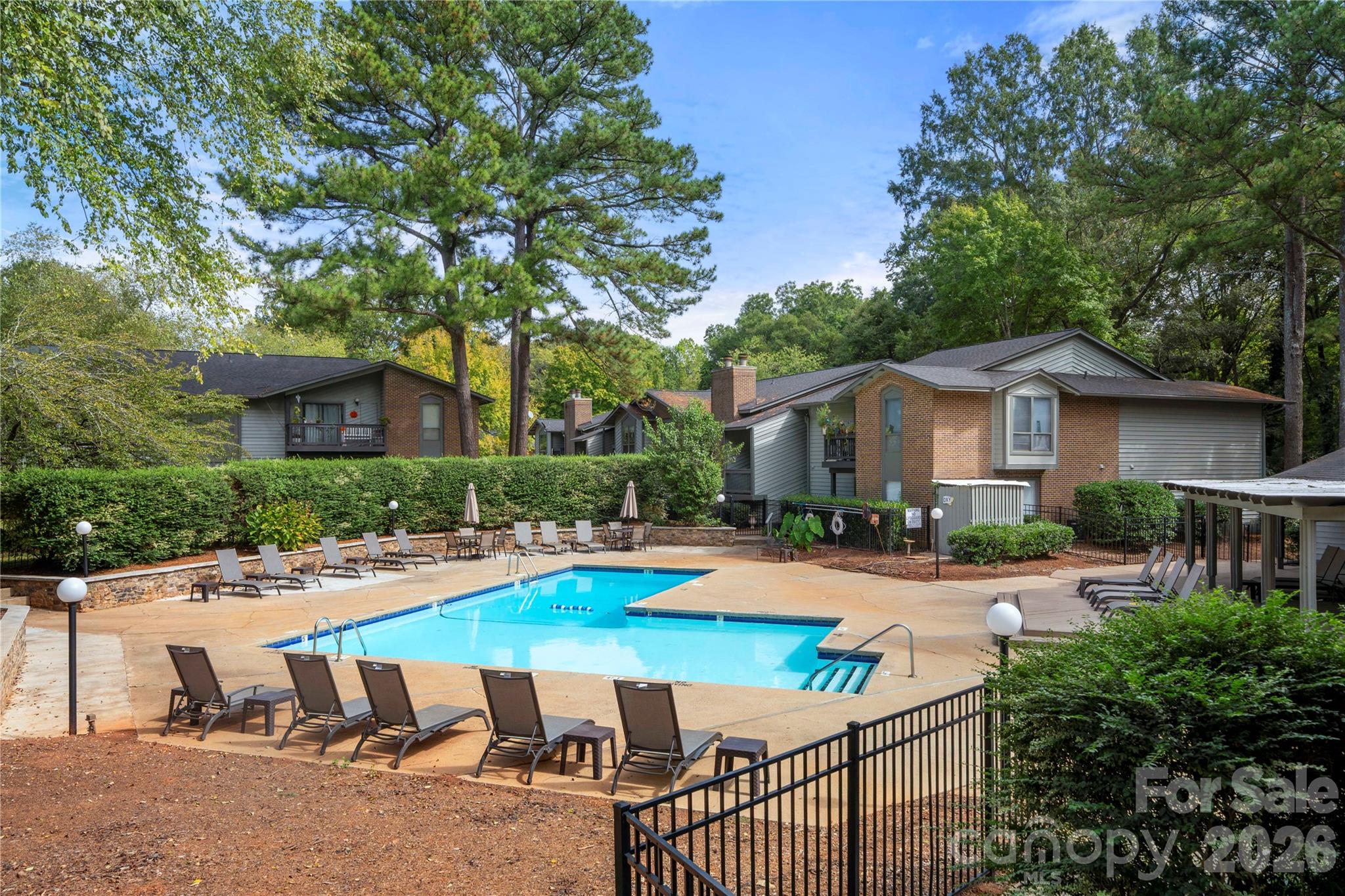 4906 Sardis Road Charlotte, NC 28270 - Photo 32 of 34 Gallery Image 32