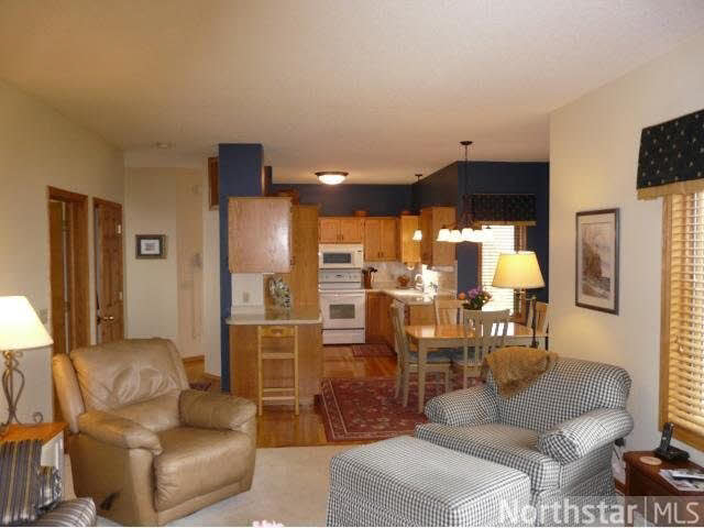 808 Trotters Ridge Eagan, MN 55123 - Photo 4 of 15 Gallery Image 4