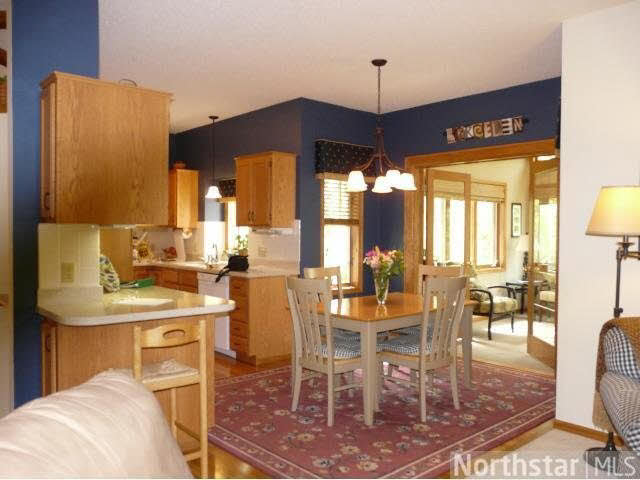 808 Trotters Ridge Eagan, MN 55123 - Photo 5 of 15 Gallery Image 5