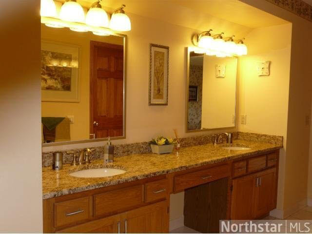 808 Trotters Ridge Eagan, MN 55123 - Photo 10 of 15 Gallery Image 10