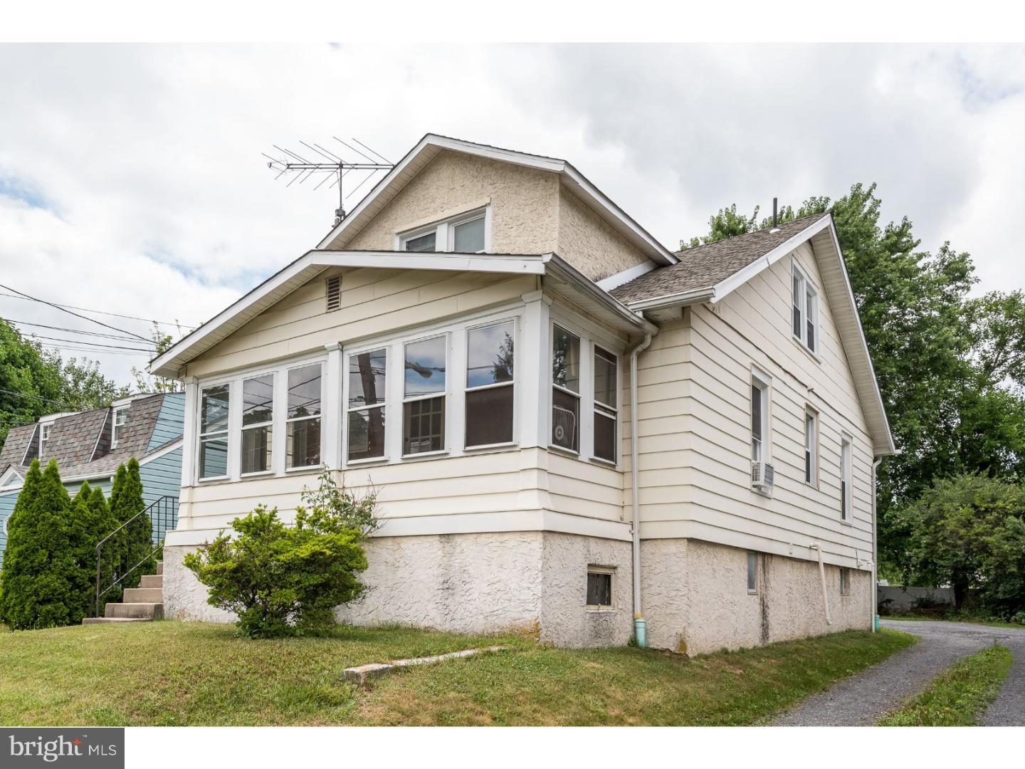 424 Blair Mill Road Hatboro, PA 19040 - Photo 3 of 6 Gallery Image 3